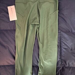 Athleta Women's interval stash leggings - NWT